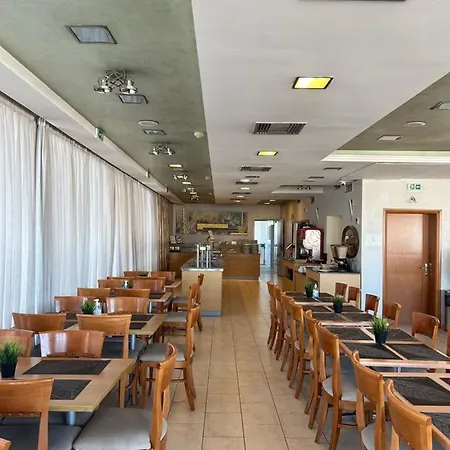 雅典金色之城酒店 3* 雅典